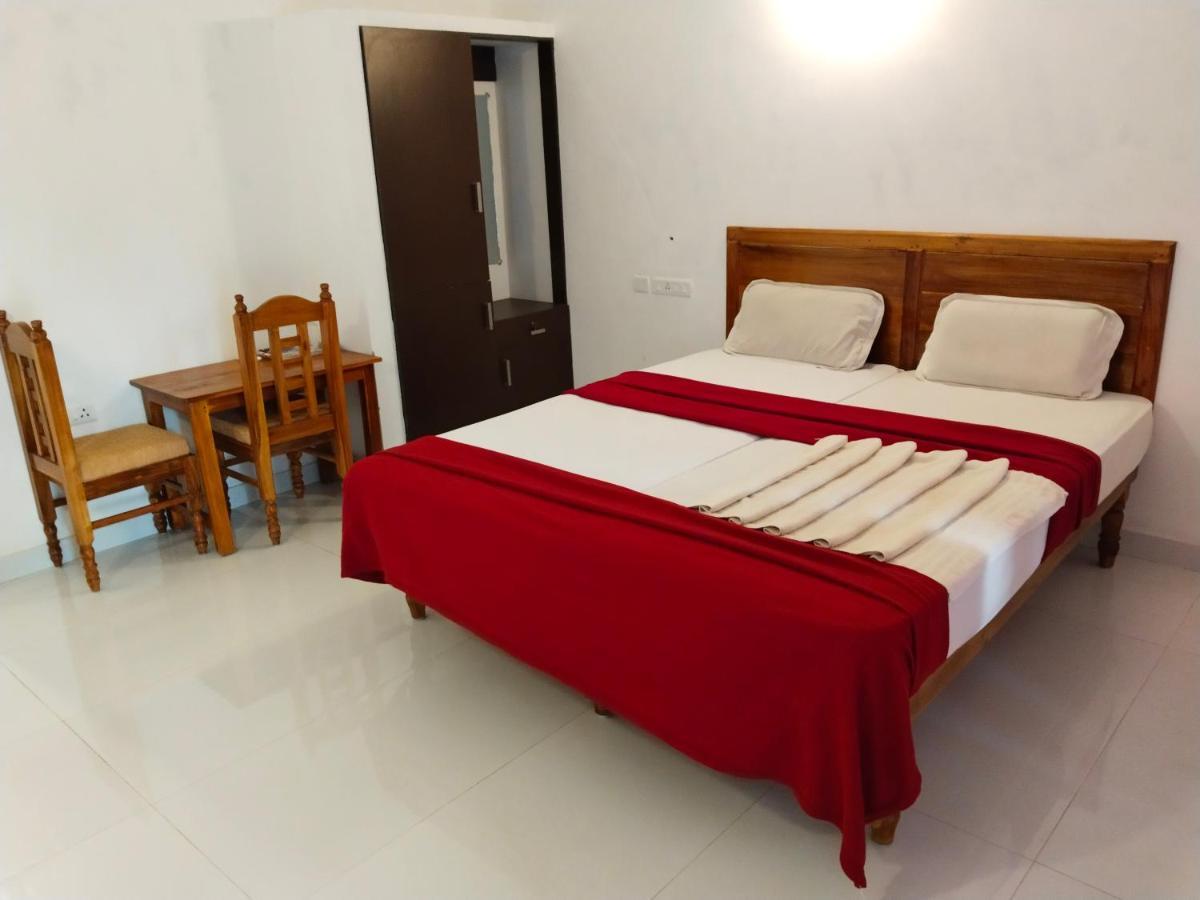 Hotel Neptune Kovalam Thiruvananthapuram Eksteriør billede