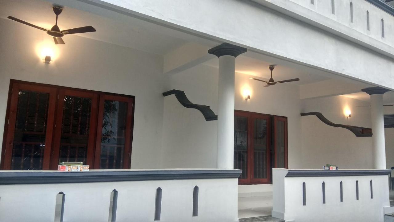 Hotel Neptune Kovalam Thiruvananthapuram Eksteriør billede