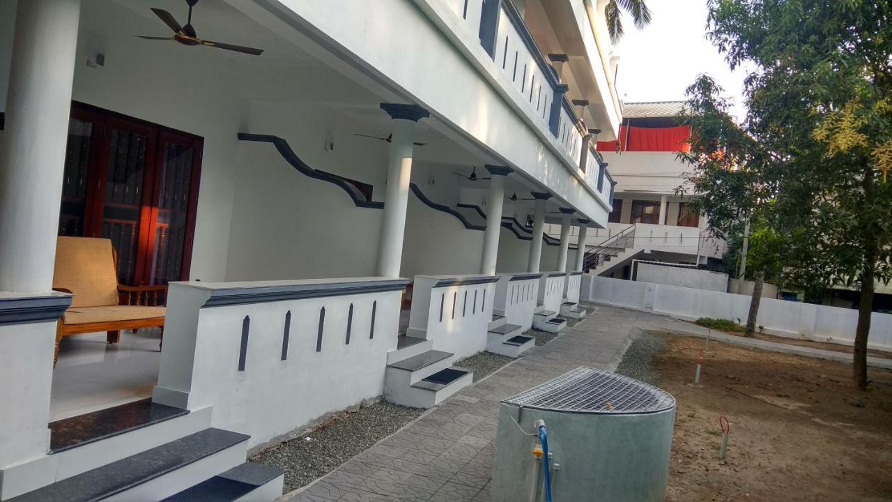 Hotel Neptune Kovalam Thiruvananthapuram Eksteriør billede